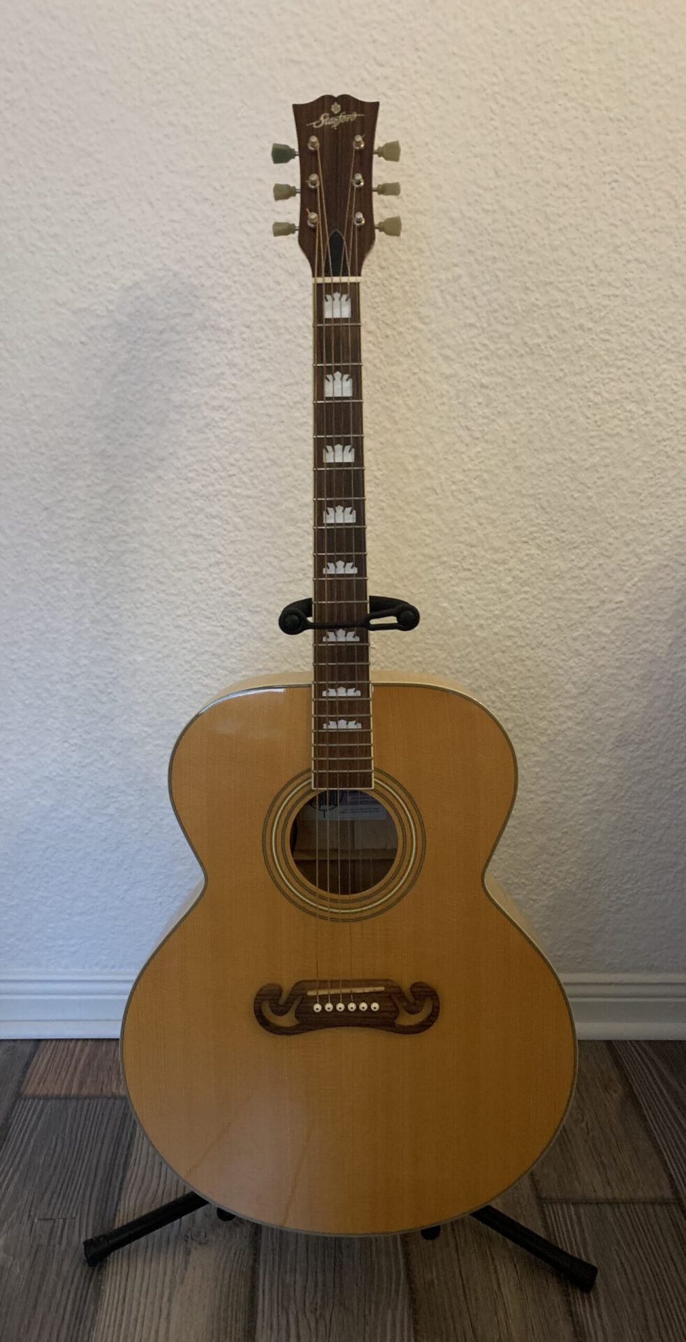 Meine Gitarre für spezielle Songs: Stanford Deja Vu Blonde Sister 200​.
